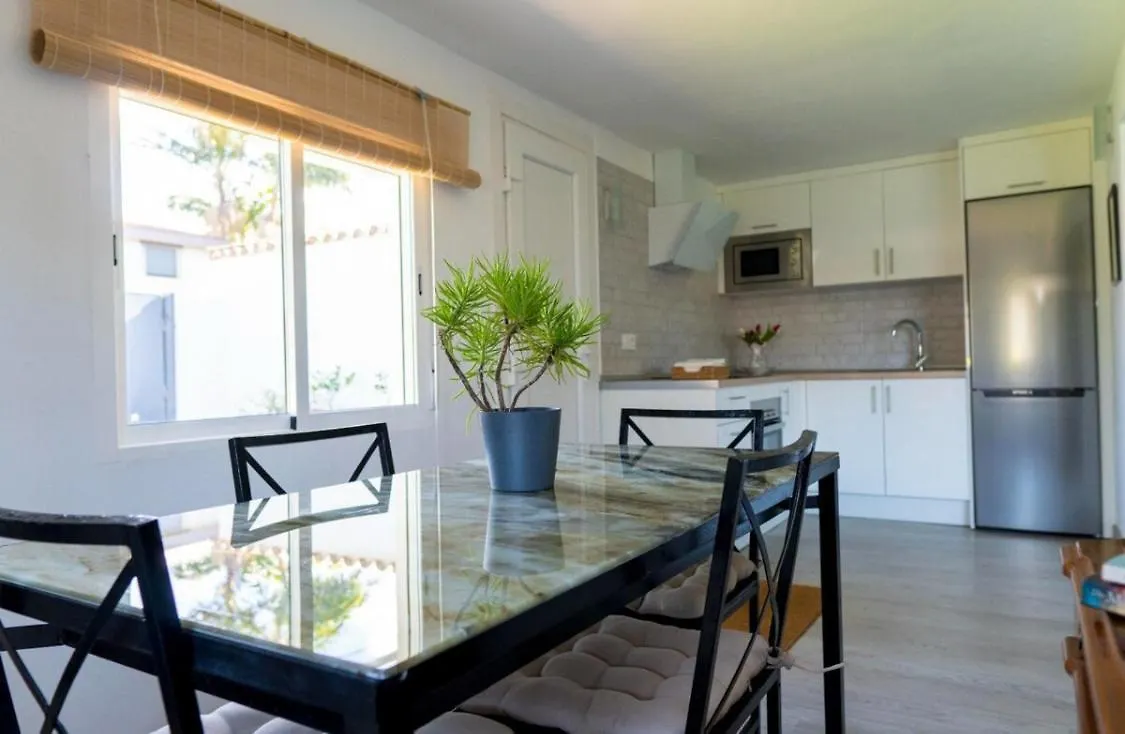 Holiday home K'Kiki Villa Guamasa Spain